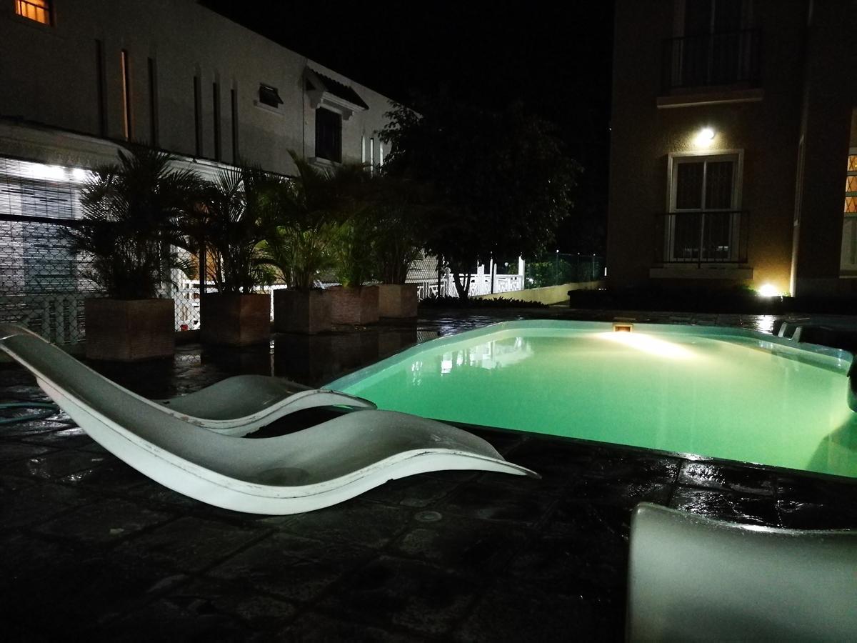 Rayon Vert Bleuphorie Beach Apartment Flic-en-Flacq エクステリア 写真